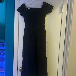 Abercrombie and Fitch Black Off-Shoulder Dress